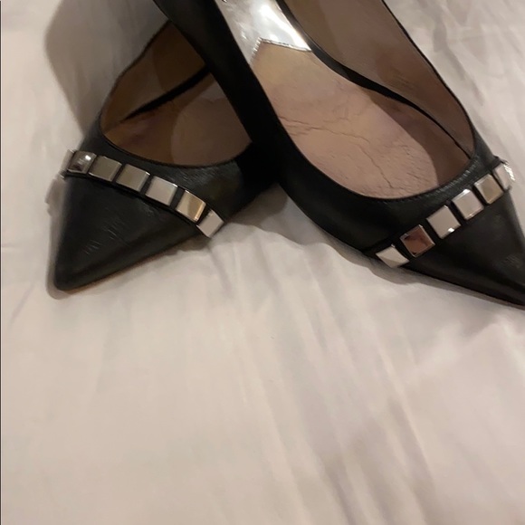 MICHAEL KORS SOFT LEATHER & SILVER STUD FL…